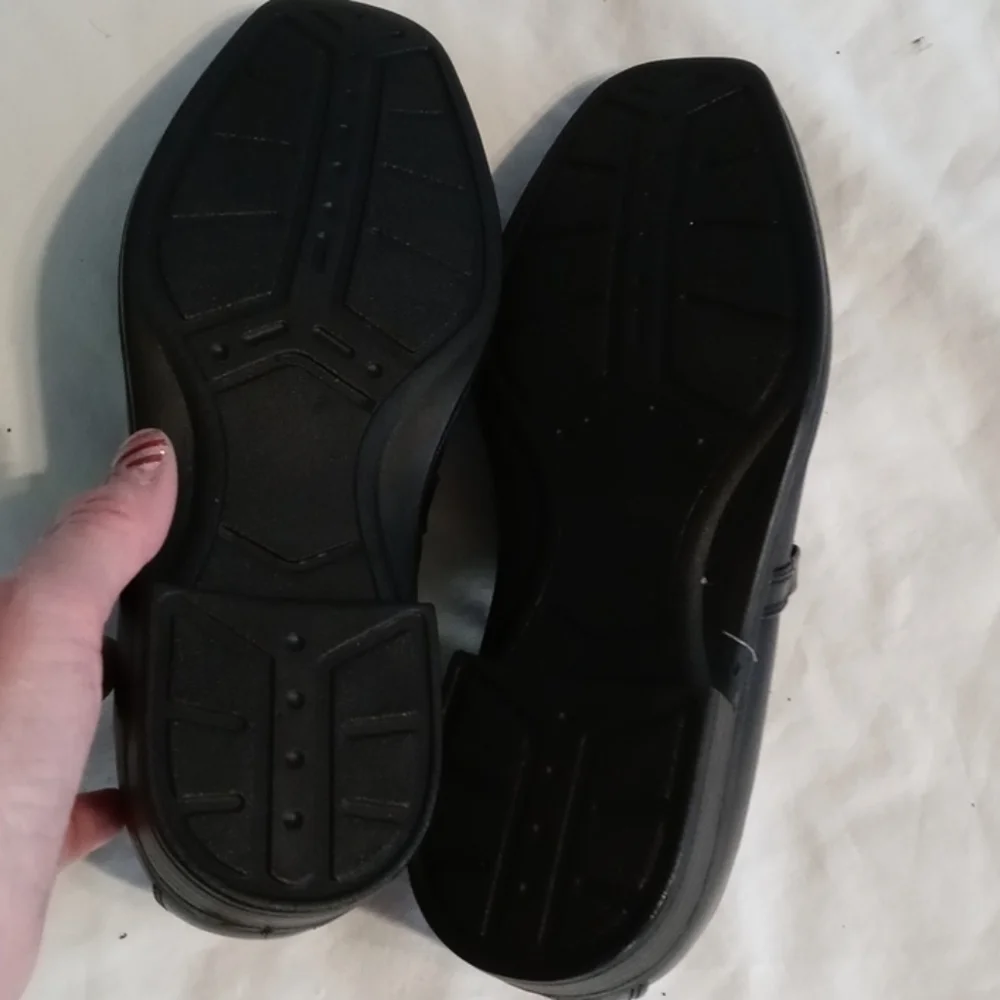 NWT Deer Stags size 6 M shoes